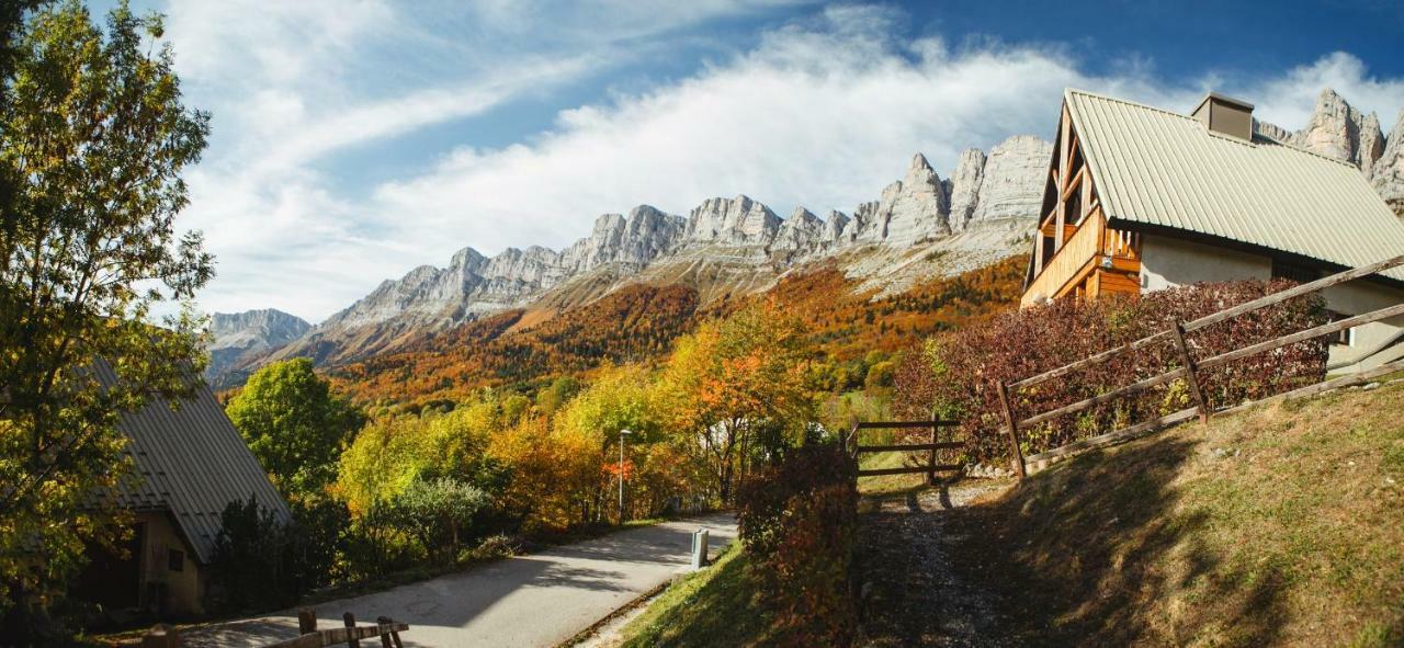 Les Chalets De Pre Clos En Vercors Saint-Andeol  ภายนอก รูปภาพ